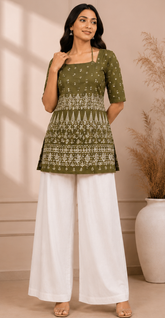 Premium Trendy Printed Green Tie-Up Neck Short Top for Women